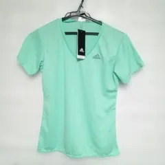 ●未使用【Mサイズ】半袖 アディダス クライマライト VネックTシャツ