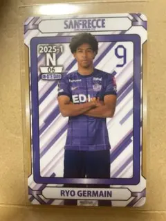 サンフレッチェ広島　オンサイトカード第二弾
青山敏弘選手　SSR オンサイトカード」の2025シーズン第2弾を販売開始のお知らせ