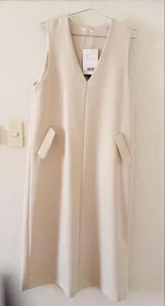 Clasical Elf 新品未使用Vネックロングジャンパースカート　アイボリー