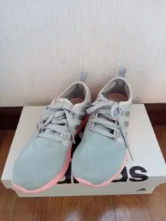 アディダスレディーススニーカー24.5cm