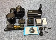 Nikon D5600 ダブルズーム+超広角レンズ付 純正バッテリー3個 元箱付