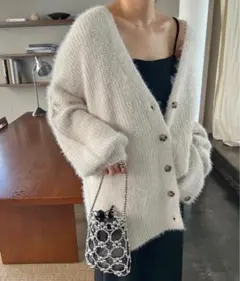 andme フェザーヤーン長袖ニットカーディガン アイボリー M 長袖 ボレロ