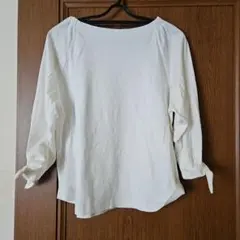 【値下げ】ワールド SUTSESO ホワイト 五分袖 カットソー 結び目デザイン