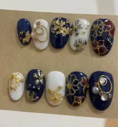 ネイビー・ホワイト花柄　人気デザイン　成人式　和装　上品　大人ネイル　和柄　振袖