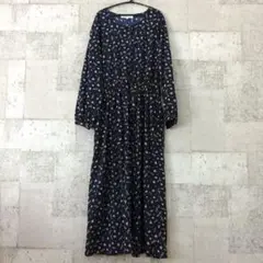 花柄ワンピース