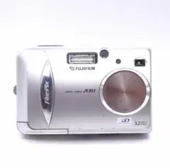 Fujifilm FinePix F480コンパクトデジタルカメラ - メルカリ