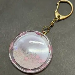 PR33 ハンドメイド レジン 蓄光 シャカシャカキーホルダー 桜 押し花入り