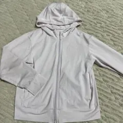 ユニクロ　エアリズム　UVパーカー
