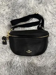 coach レディース　ボディバッグ　オリジナルタグ付き