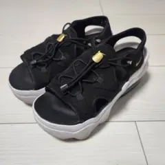 NIKE エアマックス ココ ブラック×ホワイト24cmのサムネイル