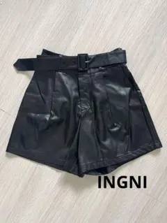 INGNI フェイクレザー　キュロット　ブラック