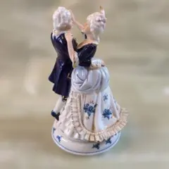 Demain ドマン 陶器人形 フィギュリン 貴公子 貴婦人 ペア - メルカリ