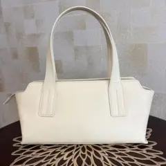 SALE】衿秀 ハンドバッグ 牛革 横長 ピンク 日本製 - メルカリ
