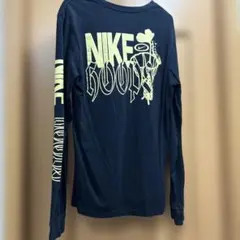 NIKE ロンT