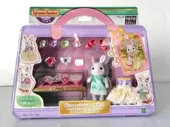 新品 シルバニアファミリー 街のファッションコーデセット キラキラジュエリー