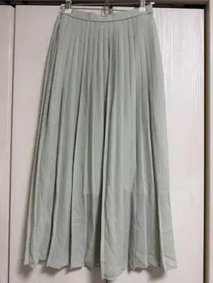 UNIQLO プリーツスカート