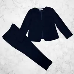 美品　ナチュラルビューティーベーシック　ノーカラージャケット　パンツ　スーツ