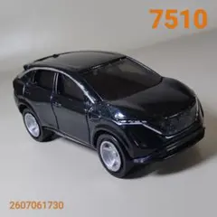 7510 塗装修復トミカ 2019年 日産アリアARIYA 1/66のサムネイル