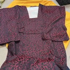 和装　赤と黒の花柄 ロングコート