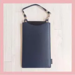 新品✨ スマホポーチ ネイビー 青 18.5×11cm スマホ収納 携帯 ケース