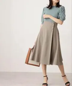 エヌナチュラルビューティーベーシック サイドボタンフレアスカート ベージュ M