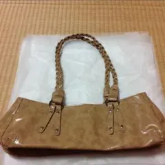 ブラック ハンドバッグ