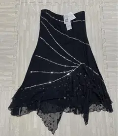 新品タグ付　スカート　黒　スパンコール　フレア　ウエストゴム　衣装　パーティー