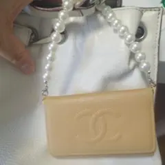Chanel ベージュ キーケース　キャビアスキン