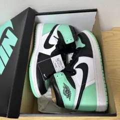 新品　NIKE AIR JORDAN 1 HIGH OG GREEN GLOW