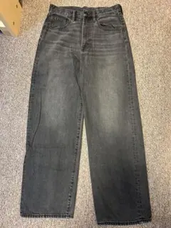 GU バギージーンズ　ブラック