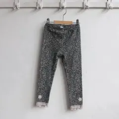 Item thumbnail for item 6680bba0-877c-4511-aca4-7277bf4ef650