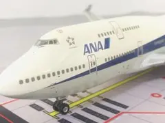 NH葉月様専用です‼️1／200全日空商事公式モデルB747