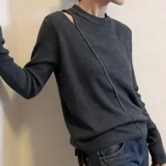 ONEP STAR 【新品未使用】アシンメトリーデザインニット