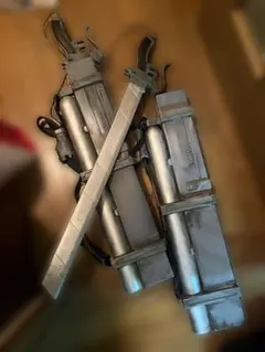 迅速配送】バイオハザード レオン 武器 金属製 レプリカ セット