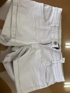 H&M ホワイト ショートパンツ US 8
