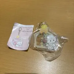 mikko ふりふりアクリルキーホルダー　スフレ