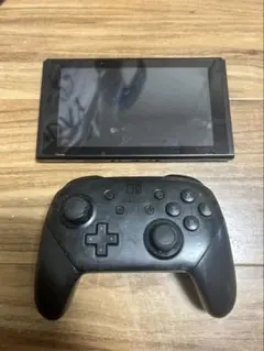 Nintendo Switch 本体とPro Controller