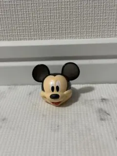 ガチャガチャ　ミッキーリング