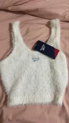 【新品未使用タグ付き】Reebok シャギー キャミソール ホワイトのサムネイル