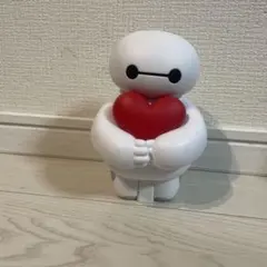 ベイマックス ハート付きフィギュア