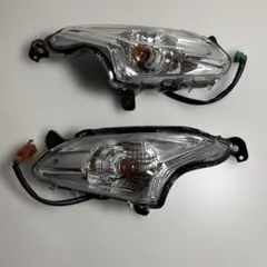 シグナスX5型用　純正フロントウィンカー左右セット　現車取り外し品のサムネイル