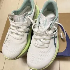 限定値下げ！　ASICS magic speed 4 ランニングシューズ