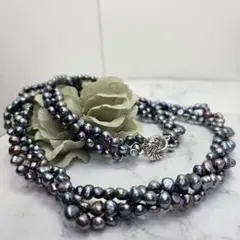 ネックレス　5.8mm 3連　ピーコック　ブラック パール 本真珠　冠婚葬祭