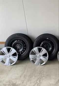 トヨタ ライズ 純正 スチールホイール ホイールキャップ付 セット販売A