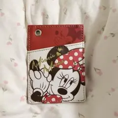 【ディズニー】ミニーマウス ミッキー パスケース 定期入れ 赤