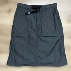 THE NORTH FACE ひざ丈スカート ブラックのサムネイル