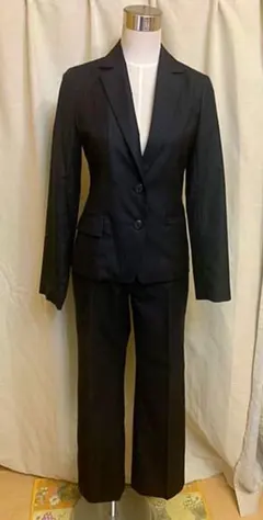 NATURAL BEAUTY BASIC パンツスーツ　Mサイズ