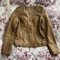 レディース革ジャケット　ノーカラージャケット