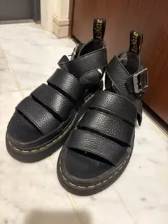 ドクターマーチン Dr. Martens クラリサ クアッド レザーサンダル
