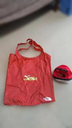 ポケモン×THE NORTH FACE トートバッグ レッドのサムネイル